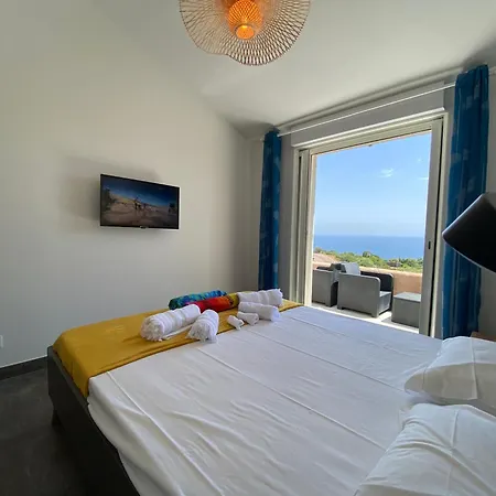 Casa Totti Vue Avec Piscine *