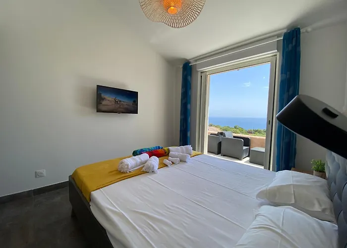 Casa Totti Vue Avec Piscine *