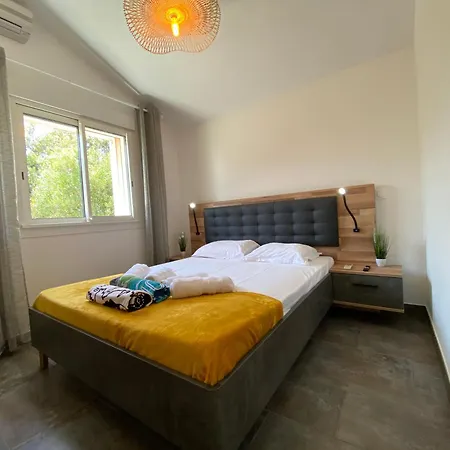 Casa Totti Vue Avec Piscine Дом отдыха Порто-Веккьо