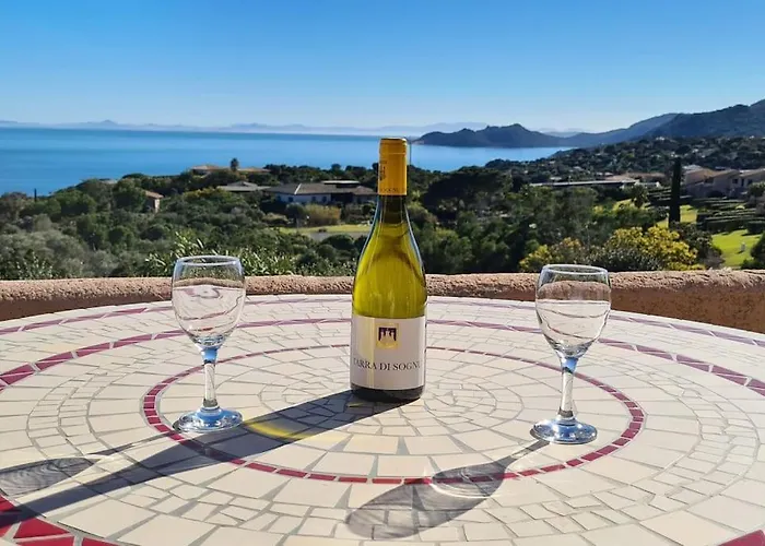 Casa Totti Vue Avec Piscine 度假居 *