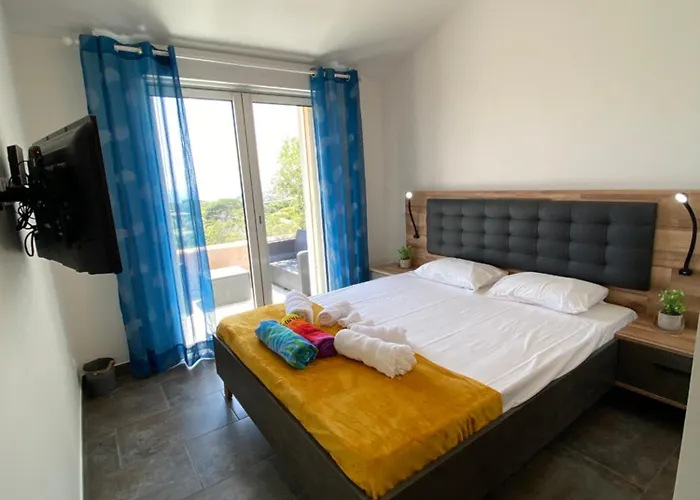 Casa Totti Vue Avec Piscine 度假居